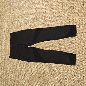 Lululemon black leggings